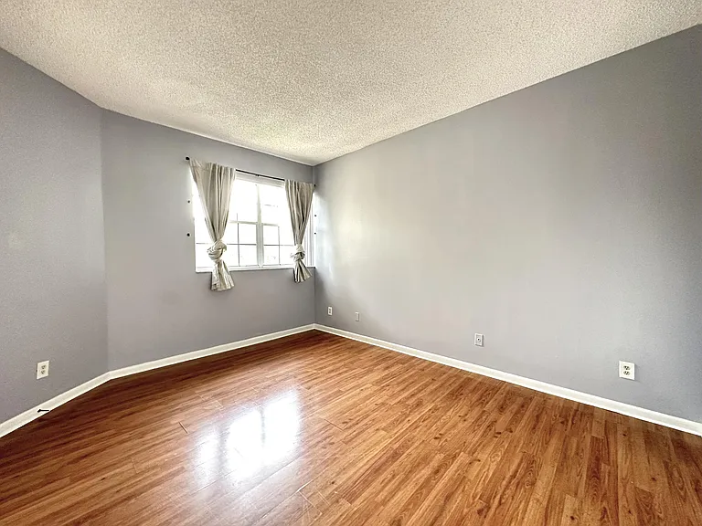 640 Cypress Club Way #G — Photo 8