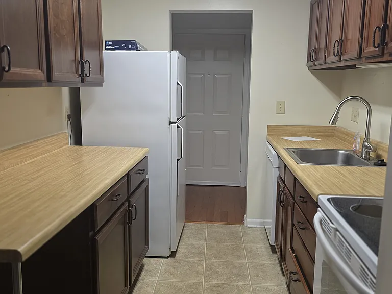 4622 Grandin Rd SW #102 — Photo 10