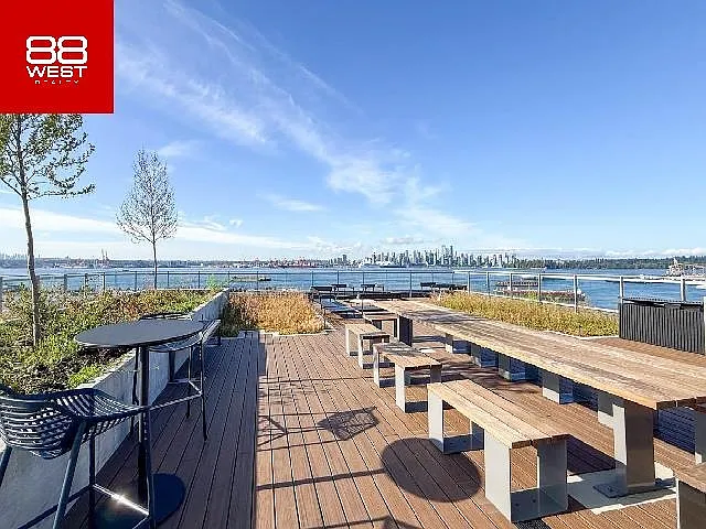 777 Harbourside Dr #508 — Photo 2