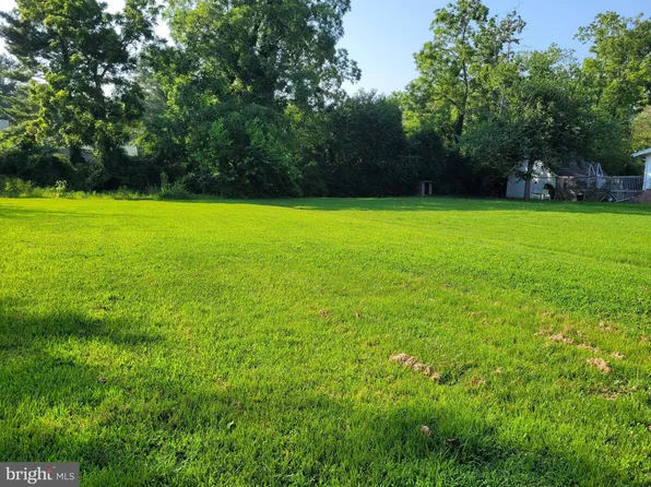 3 Winter Quarters Dr, Pocomoke City, MD 21851
