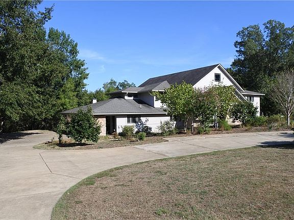 3rd image of 1129 Highway 487