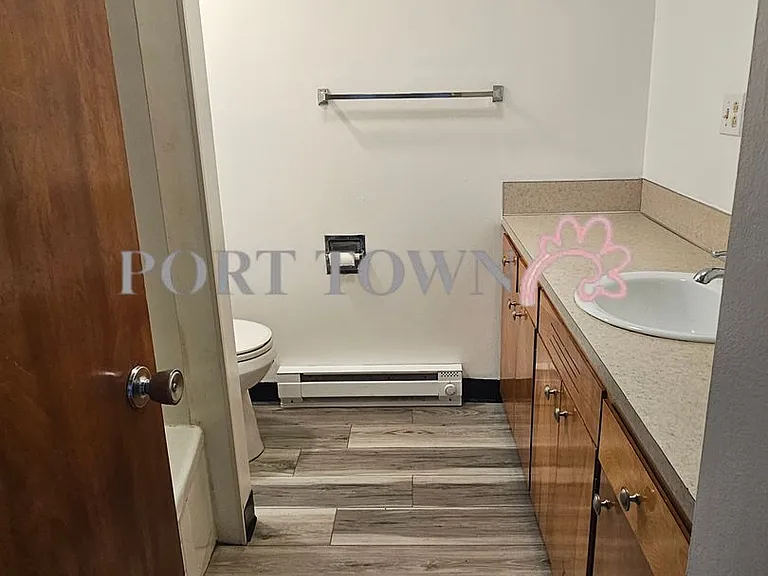 616 Agate St — Photo 4