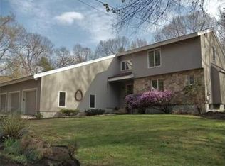 14 Nash St, Westborough, MA 01581