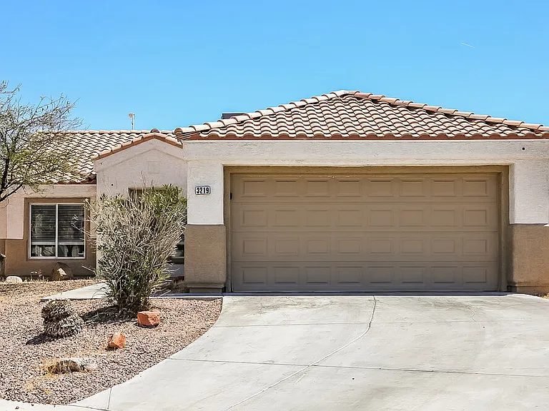 3219 Panamint Ct — Photo 1