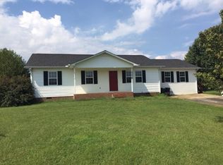 80 Deer Cir, Estill Springs, TN 37330