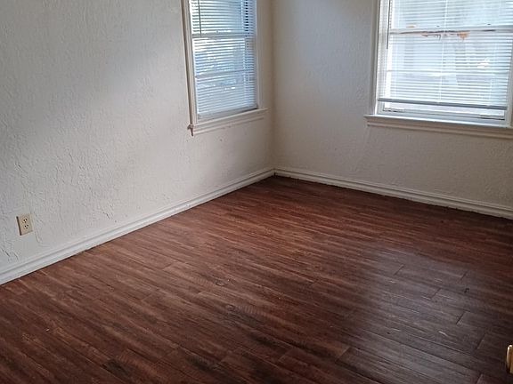Bedroom #1