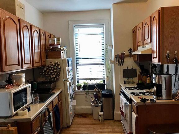 4th image of 32-20 Broadway #3BB