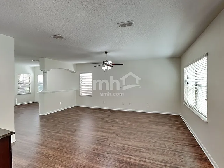 440 Forest Meadow Ln — Photo 5