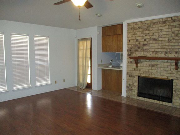 3rd image of 3705 Inglewood Dr