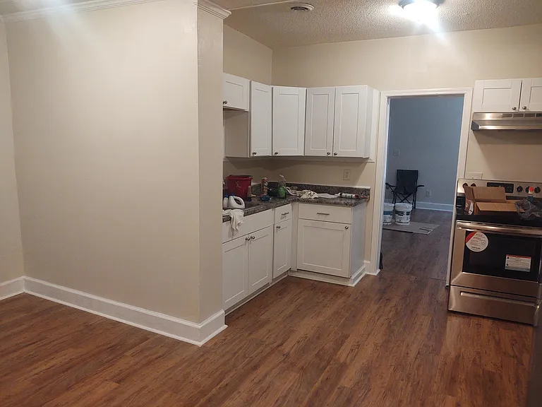 116 Houseworth St — Photo 11