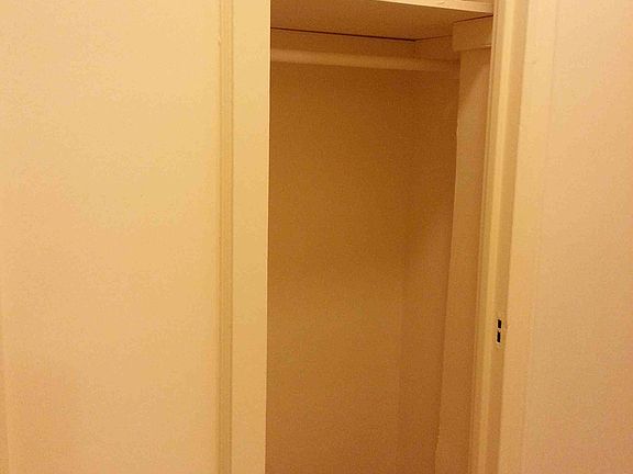 5th image of 4317 48th St APT 2N