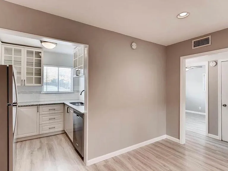 1311 Exposition Blvd #2 — Photo 3