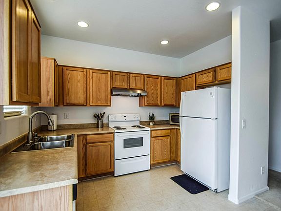 3rd image of 2138 N 78th Gln