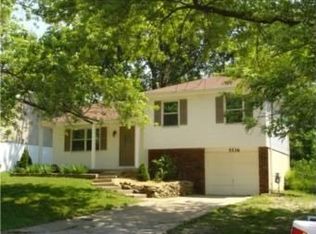 5536 NE 58th St, Kansas City, MO 64119