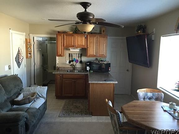 5th image of 1805 Cottonwood Ln