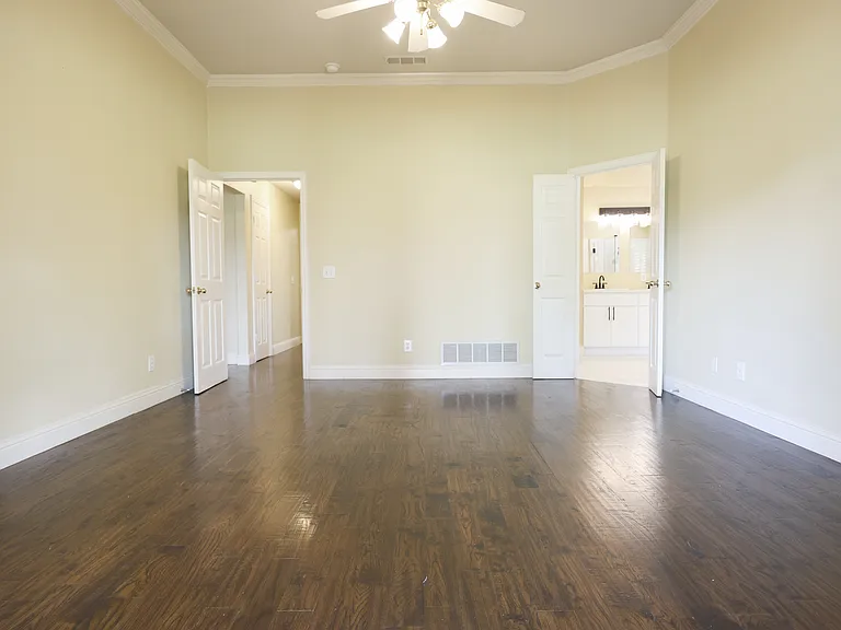 2712 Northview Dr — Photo 13