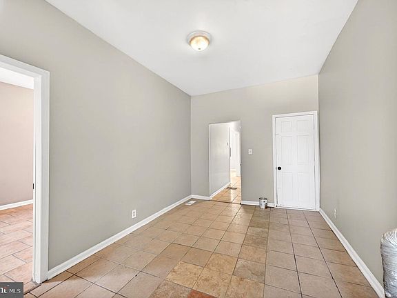 5th image of 1725 Gwynns Falls Pkwy