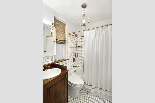 Sold by Stribling | media 8