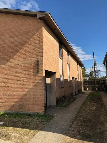 1435 Jasper Ave #C Photo 1