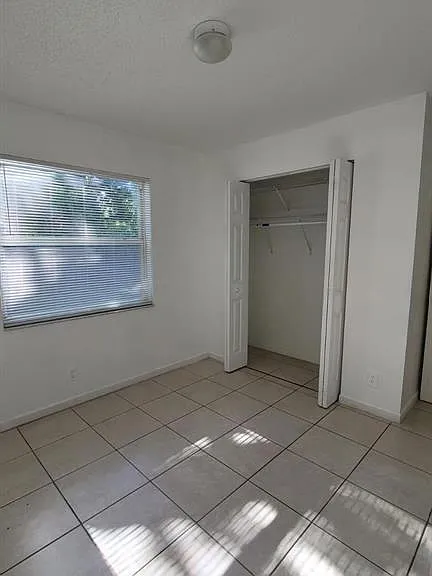 2223 Taylor St — Photo 12