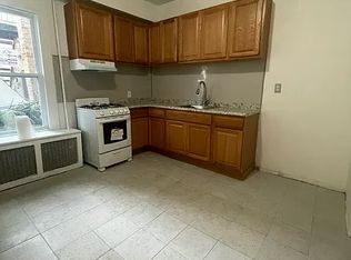 3954 Victory Blvd #1R, Staten Island, NY 10314