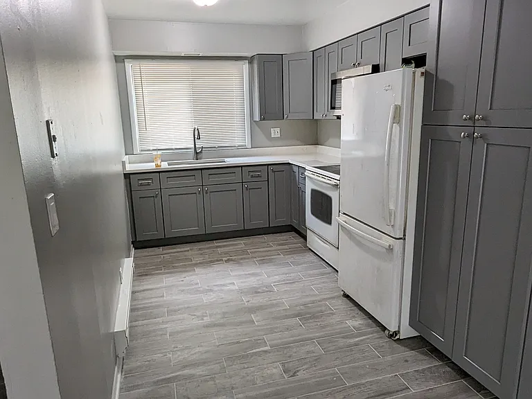 1125 Tollview Ave — Photo 1