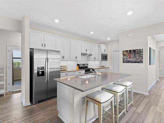 4th image of 2231 Yellowfin Cir
