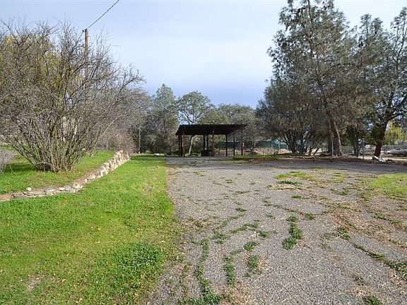 2nd image of 31898 Auberry Rd