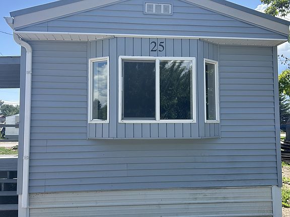 3rd image of 111 S Cedar Dr Trailer 25