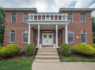 211 Canterwood Dr, Venetia, PA 15367