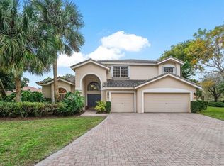 15395 Whispering Willow Dr, Wellington, FL 33414