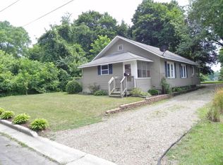 309 2nd Ave, Three Rivers, MI 49093