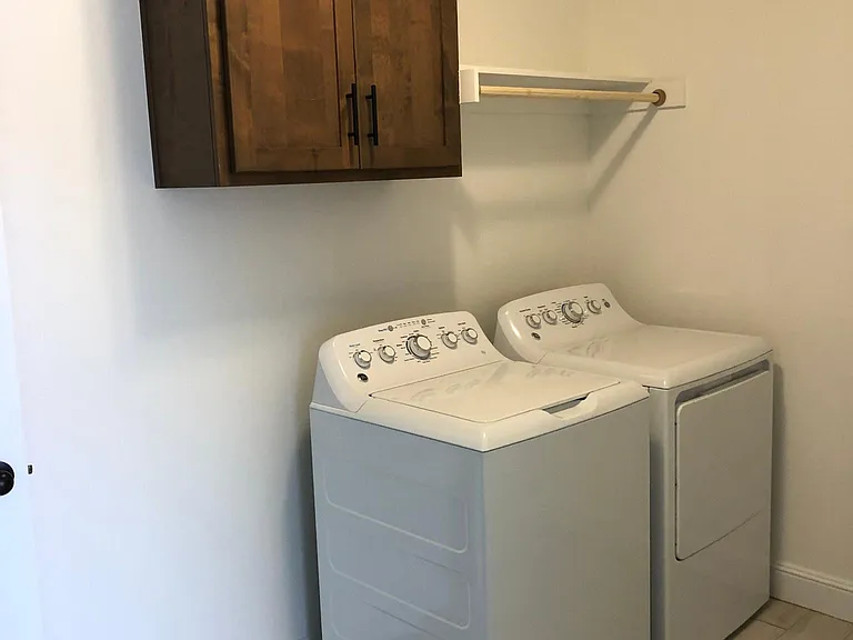 313 Oak Ave — Photo 6