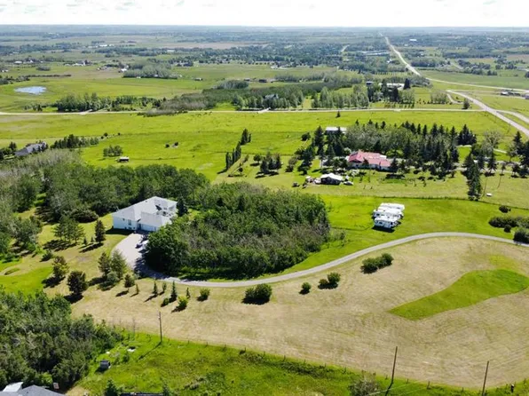 16006 W 274th Ave E, Foothills County, AB T1S 4M9