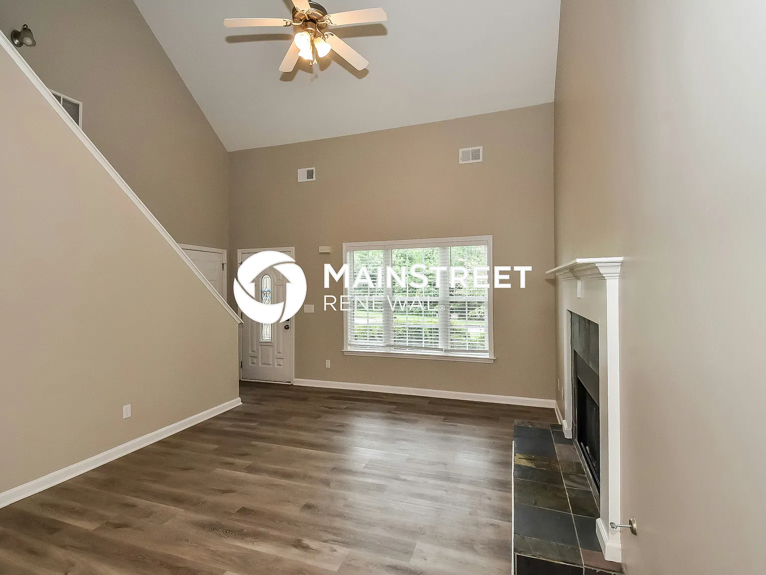 78 Carmen Way — Photo 3
