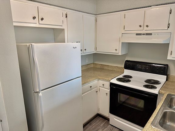 2nd image of 8909 Parkfield Dr APT 101