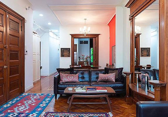 4th image of 668 Park Pl
