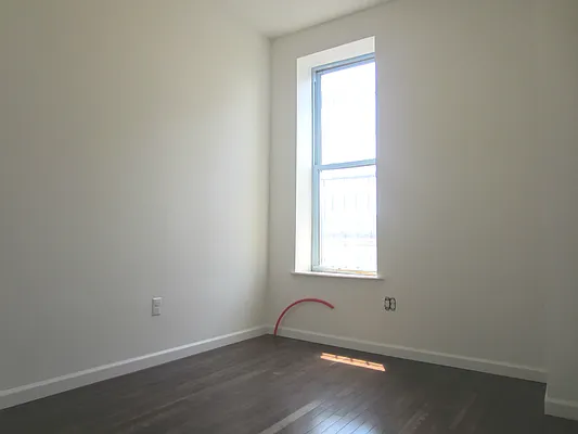 Rented by Bold New York | media 5