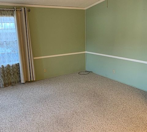 2nd image of 714 Park Cir