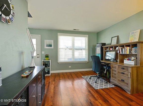 2nd image of 1653 Park Vista Ln