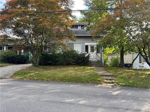 134 Olney Ave, North Providence, RI 02911