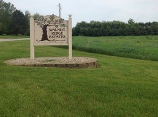 5303 N Fox Hollow, New Carlisle, IN 46552