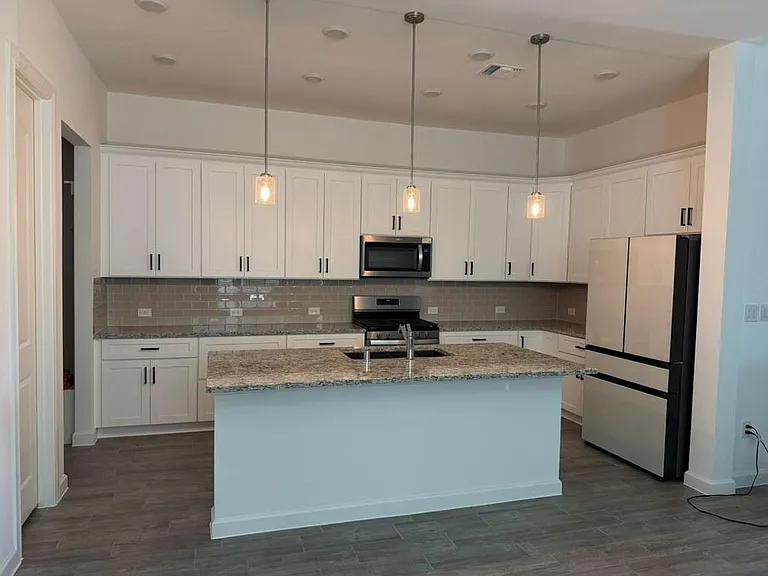 25318 Loch Doon Dr — Photo 8