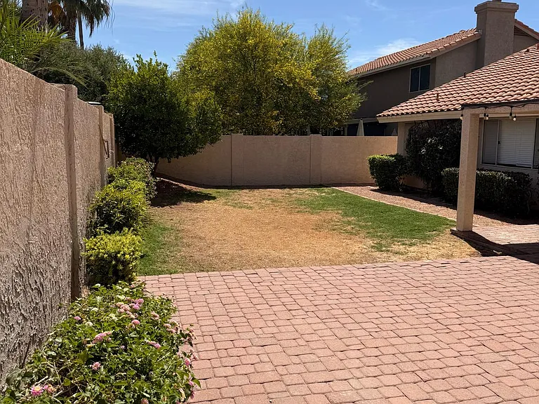 4556 E Charleston Ave — Photo 35