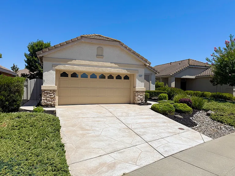 6072 Buckskin Ln — Photo 12