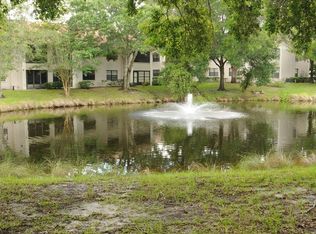 2130 Elm St APT 403, Dunedin, FL 34698