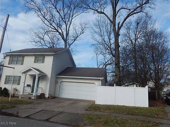 4th image of 201 Grove Ave