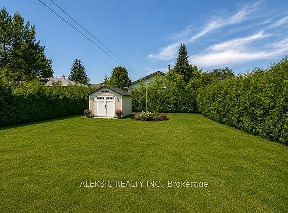 5th image of 91 Montcalm St