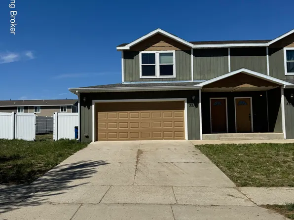 3214 10th Ave NE, Watford City, ND 58854
