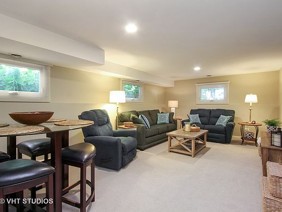 4th image of 15590 W Birchwood Ln